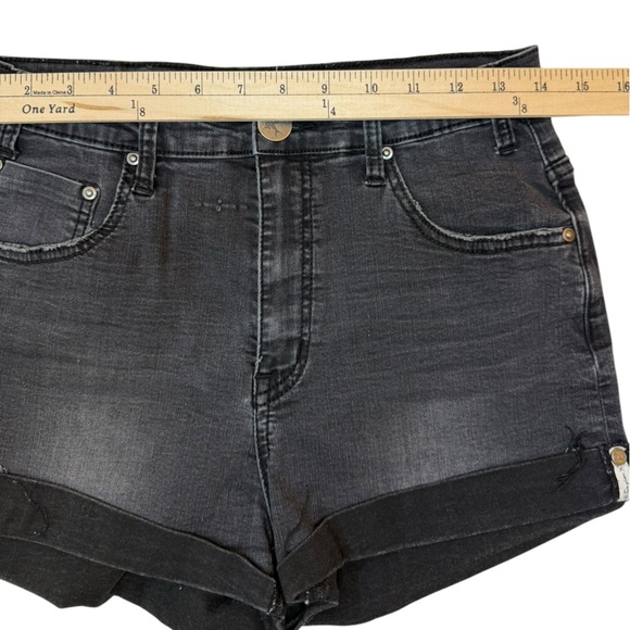 One Teaspoon Harlets Black High Rise Long Rise Fitted Twisted Cuff Hem Size 30 - Picture 7 of 9